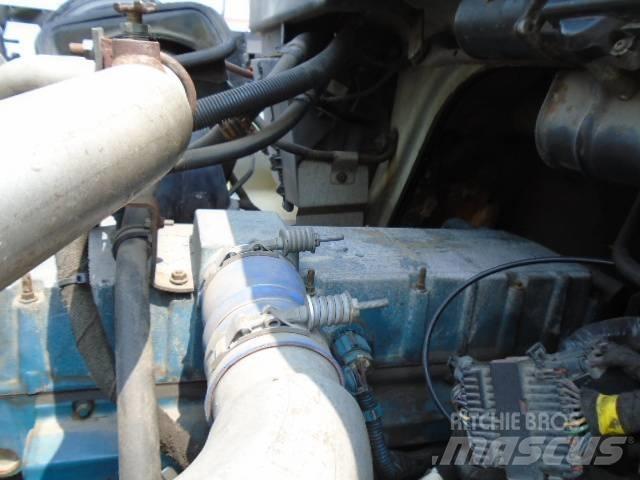 International 7500 その他トラック