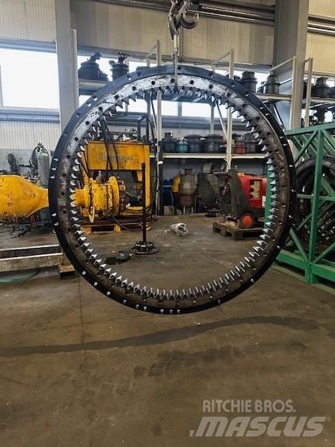 CAT 312 E BEARING シャーシ及びサスペンション