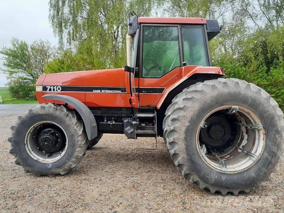 Case IH Magnum 7110 トラクター