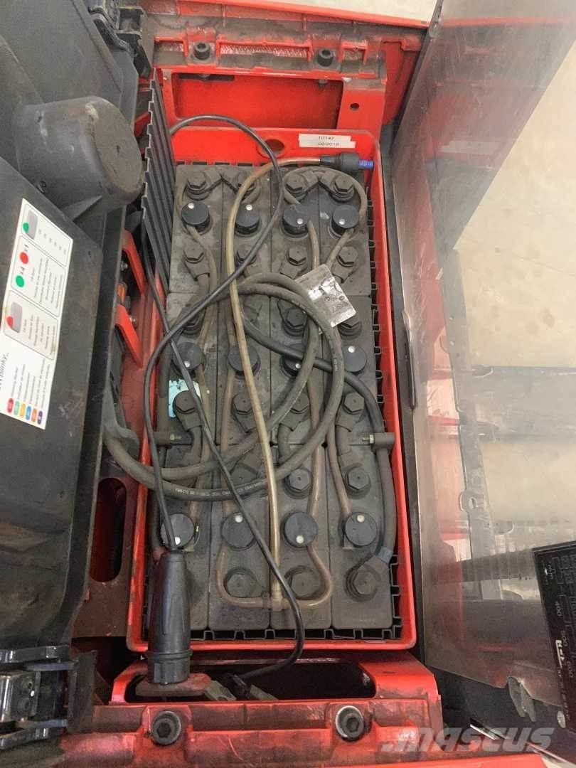 Linde L16 自走式スタッカー