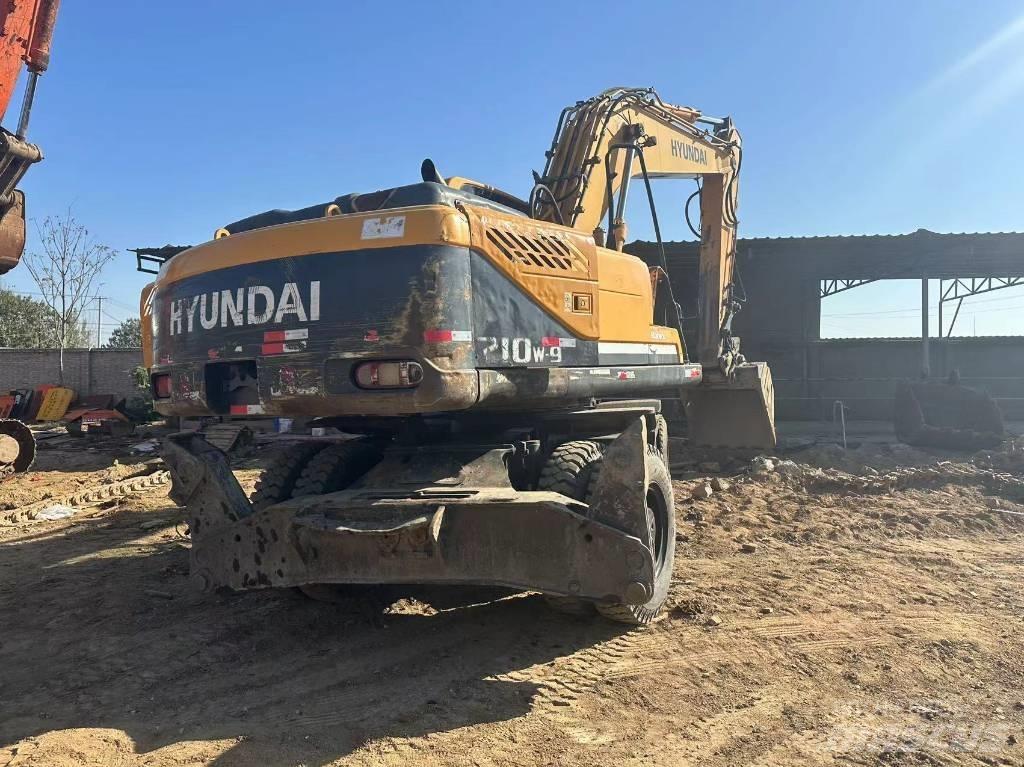 Hyundai R210W-9 ホイール式油圧ショベル（パワーショベル・ユンボ・バックホー）
