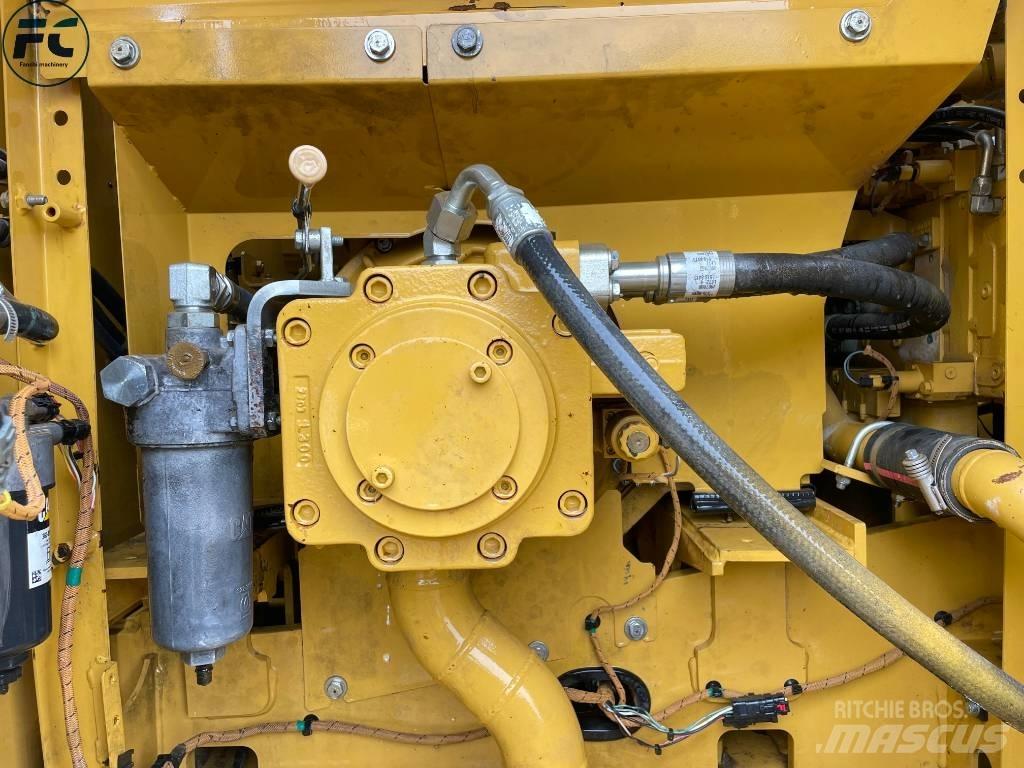 CAT 320 大型油圧ショベル12t以上（パワーショベル・ユンボ）