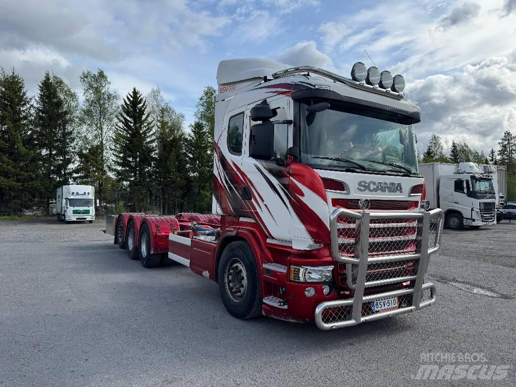 Scania R 520 キャブ付きシャーシ