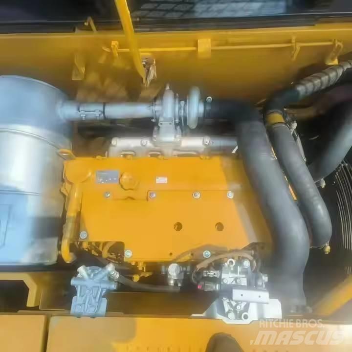 CAT 320 D2 大型油圧ショベル12t以上（パワーショベル・ユンボ）