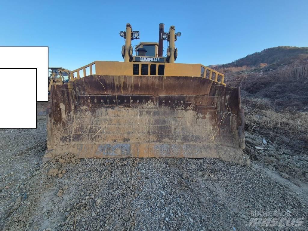 CAT D 9 N ブルドーザー