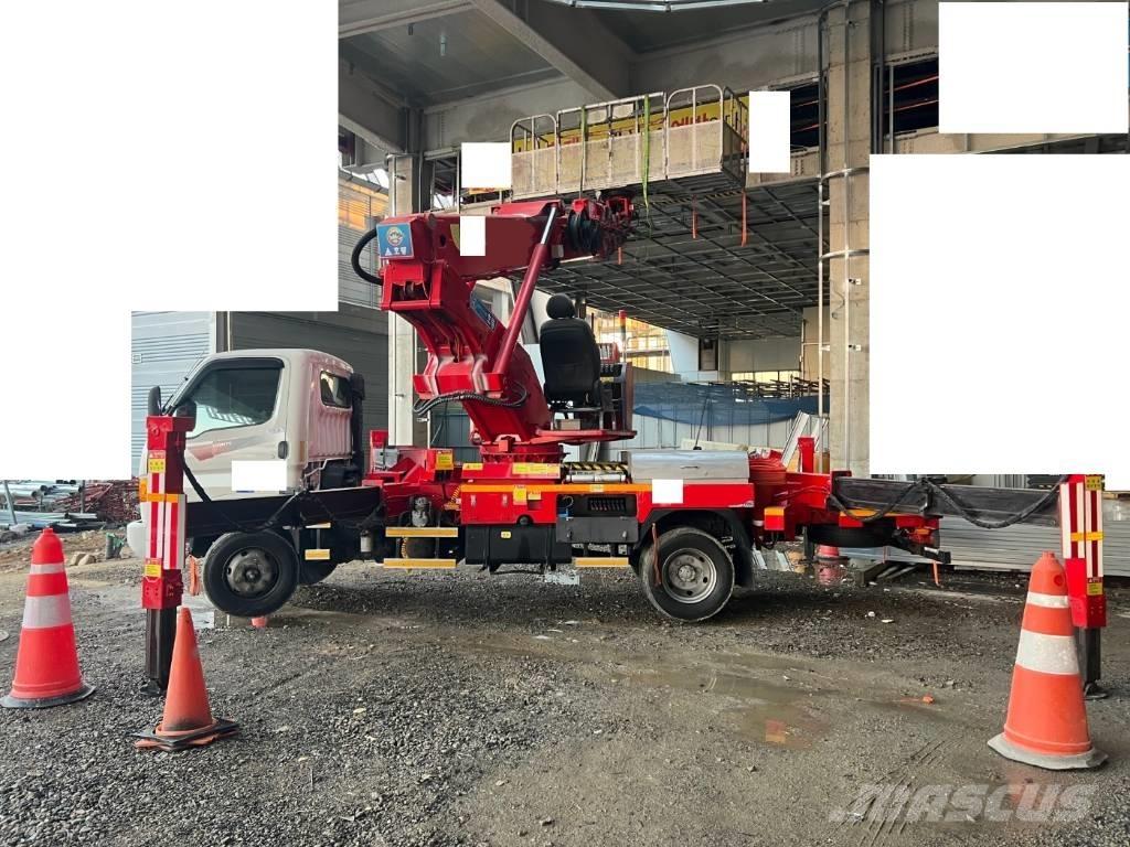 Horyong SKY280 トラック高所作業車