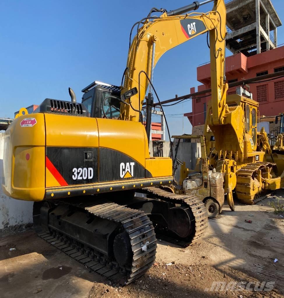 CAT 320 D 大型油圧ショベル12t以上（パワーショベル・ユンボ）