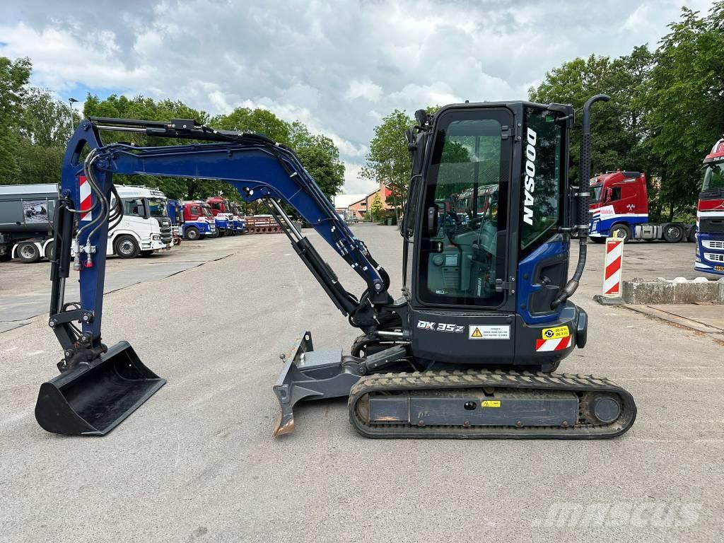 Doosan DX 35 Z ミニ油圧ショベル 7t以下（ミニユンボ・ミニディガー）