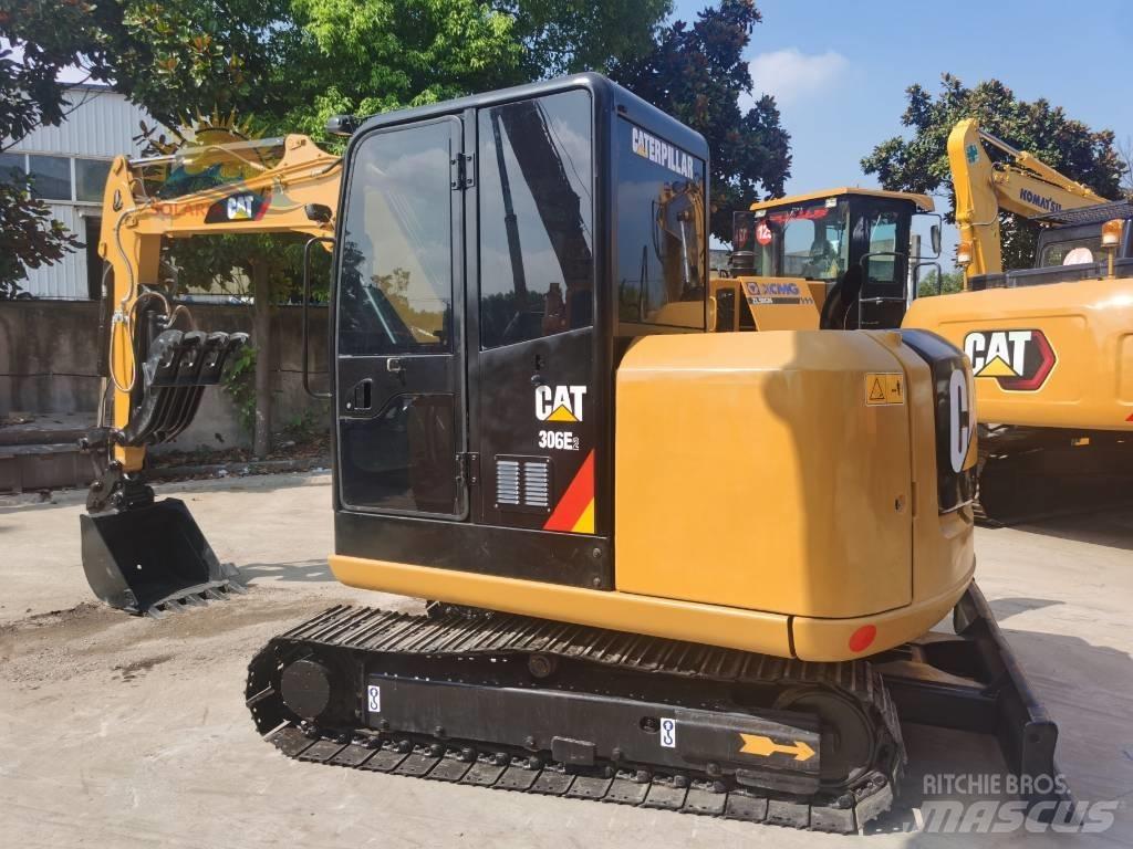 CAT 306 E2 ミニ油圧ショベル 7t以下（ミニユンボ・ミニディガー）