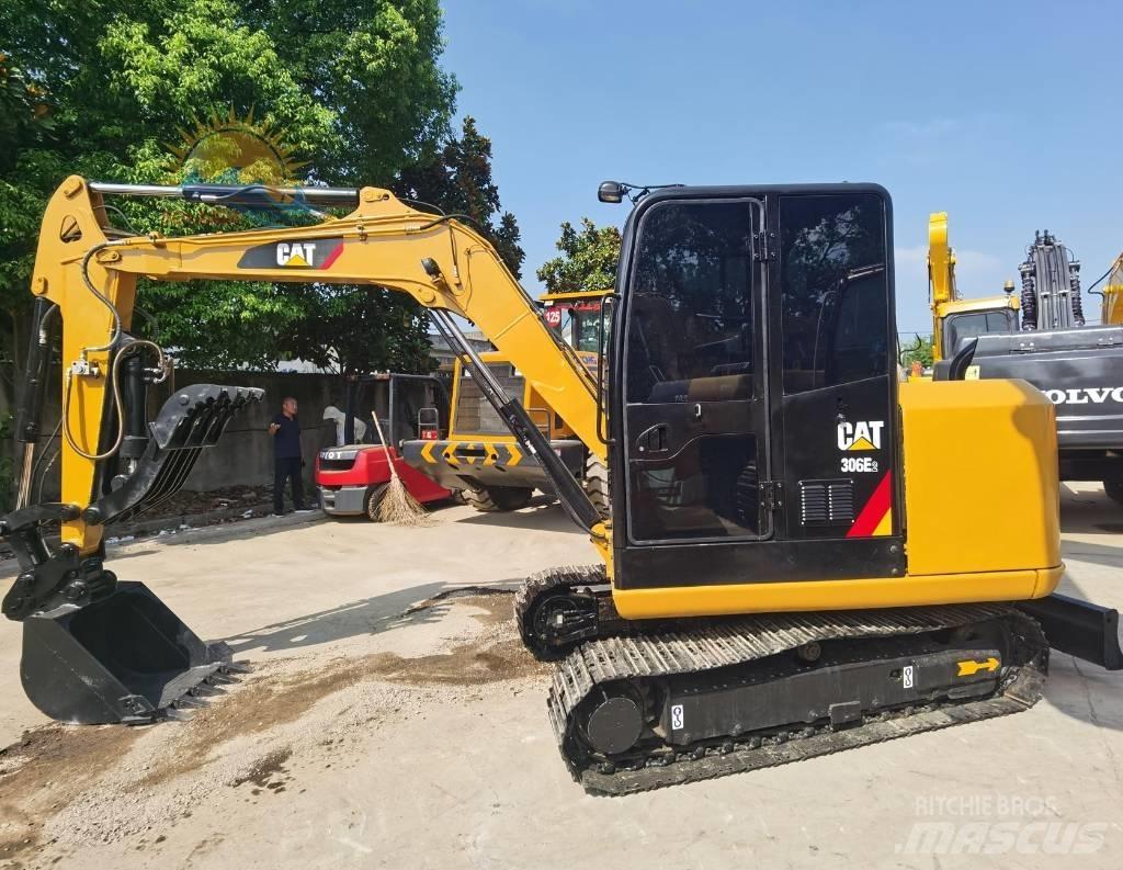 CAT 306 E2 ミニ油圧ショベル 7t以下（ミニユンボ・ミニディガー）