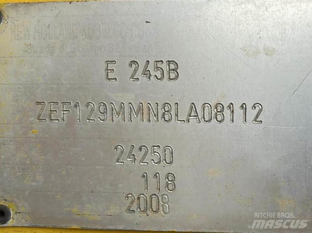 New Holland E245B 特殊油圧ショベル