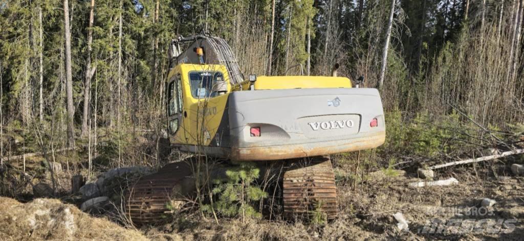 Volvo EC 240 LC 大型油圧ショベル12t以上（パワーショベル・ユンボ）