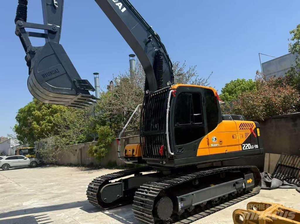 Hyundai R220LC-9S 大型油圧ショベル12t以上（パワーショベル・ユンボ）