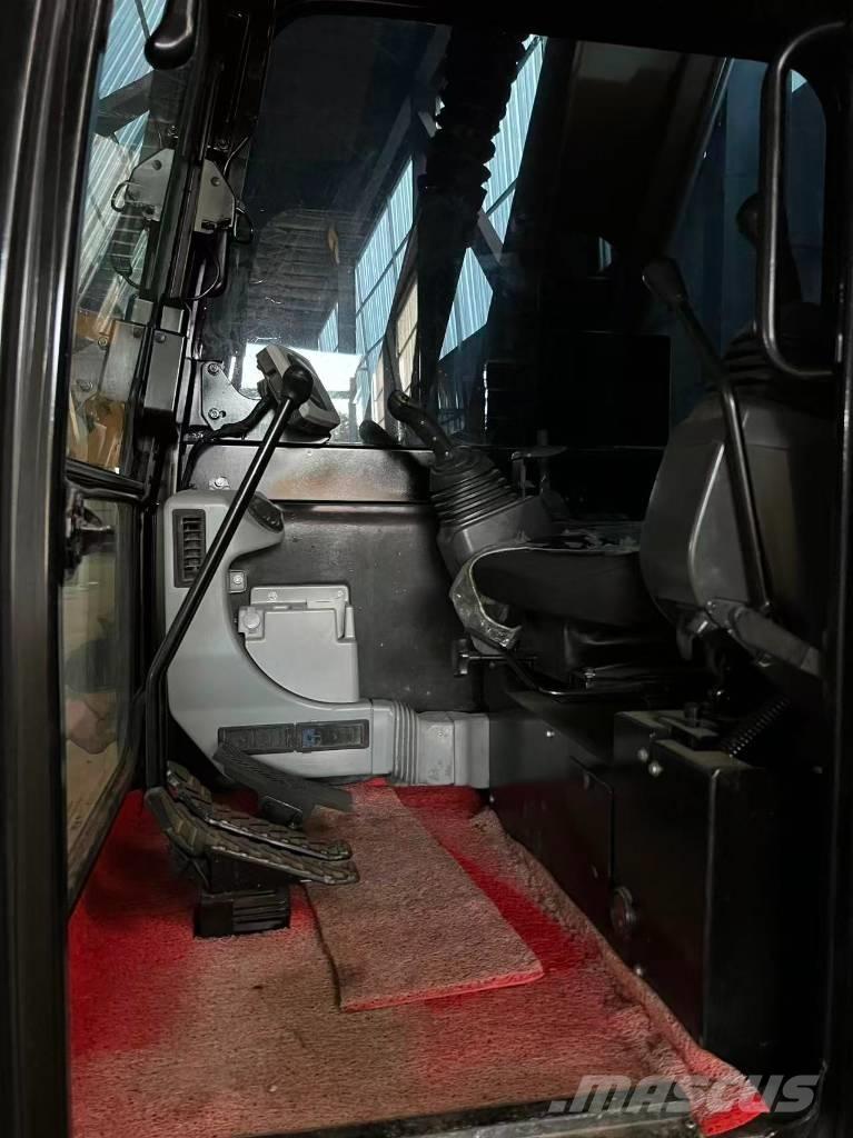 CAT 307E2 ミニ油圧ショベル 7t以下（ミニユンボ・ミニディガー）