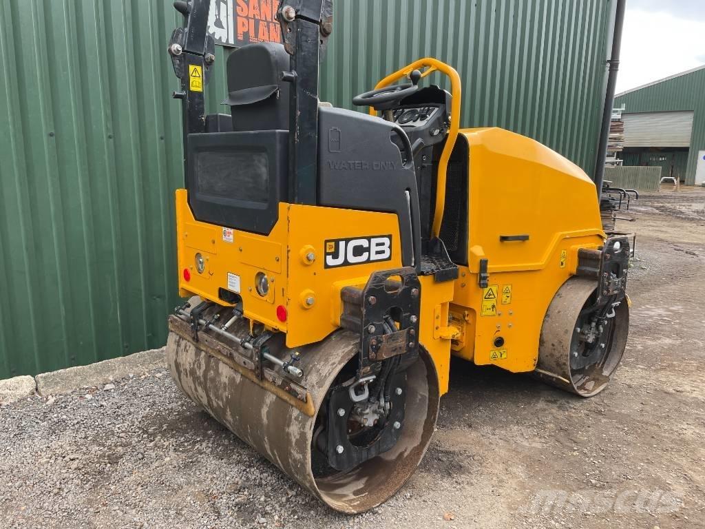 JCB CT 260-120 タンデムローラ
