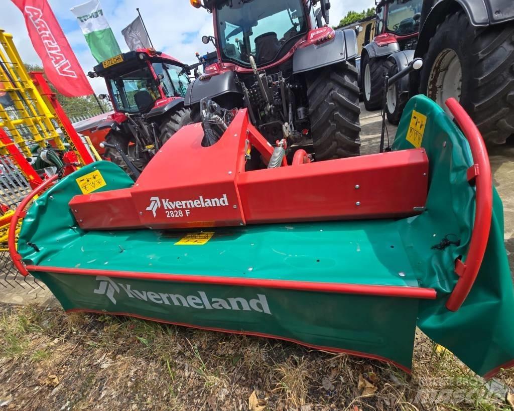 Kverneland 2828 F 芝刈り機