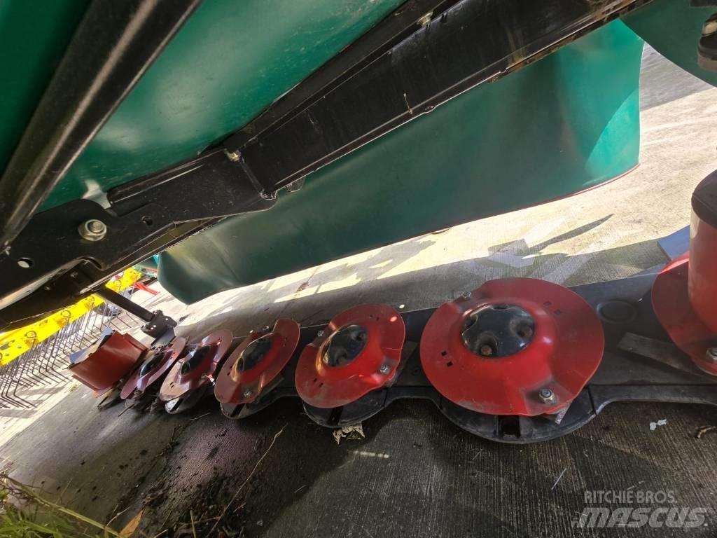 Kverneland 2828 F 芝刈り機
