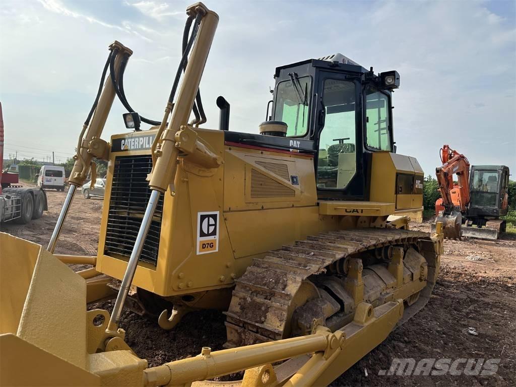 CAT D7G ブルドーザー