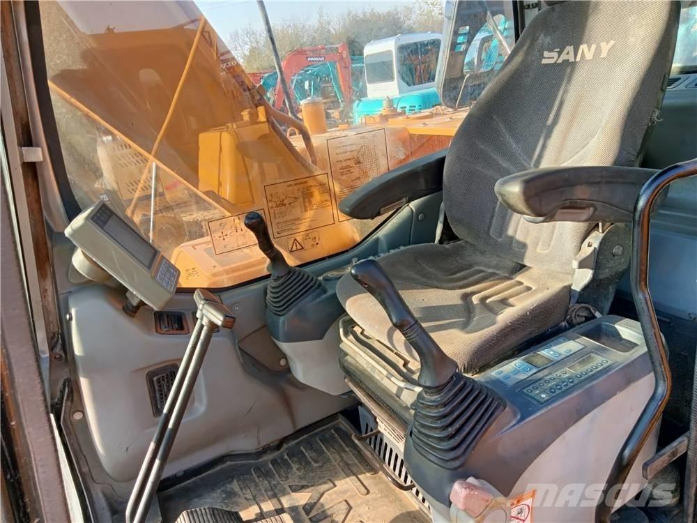 Sany SY135C 大型油圧ショベル12t以上（パワーショベル・ユンボ）