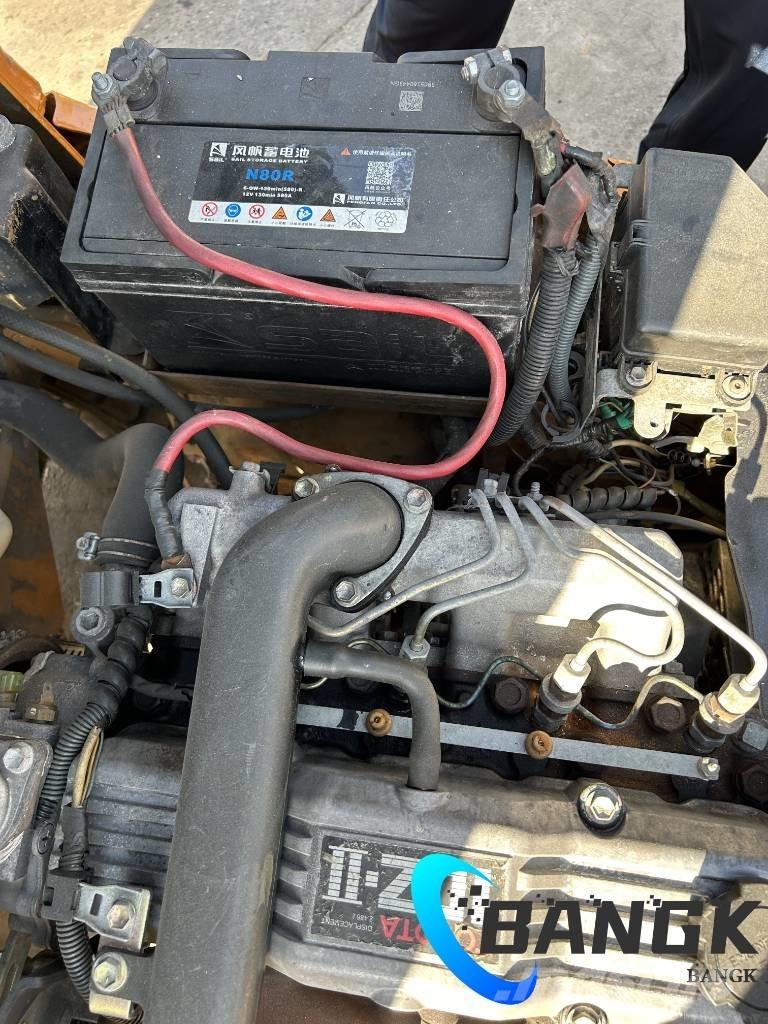 Toyota 7FDN25 ディーゼル・軽油