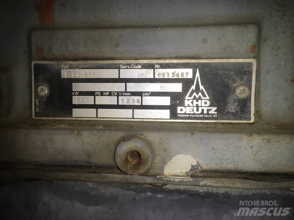 Deutz F6L912 USED エンジン