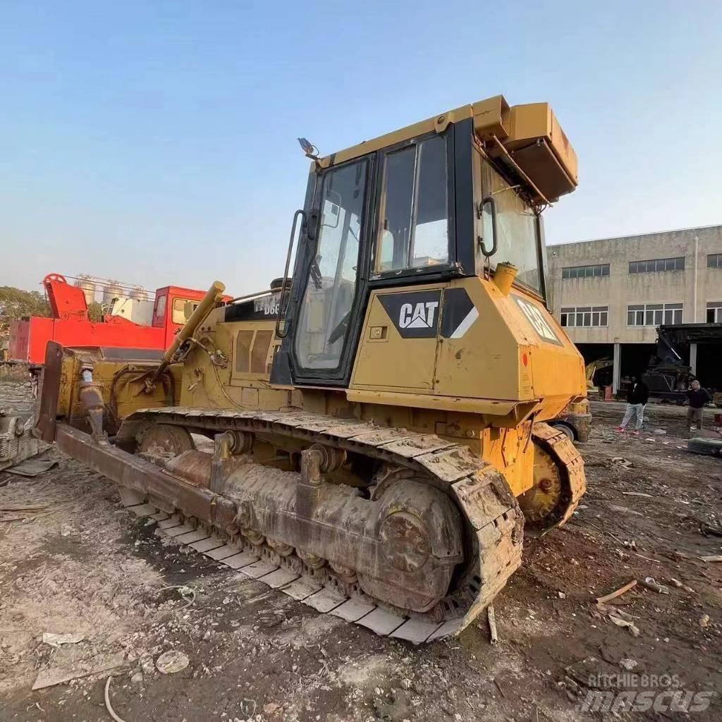 CAT D 6 G ブルドーザー