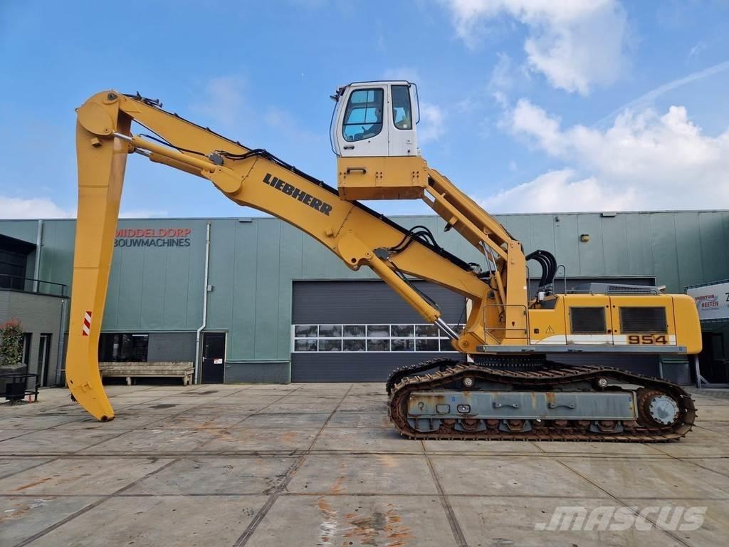 Liebherr R954C EW 廃棄物／工業産廃処理機