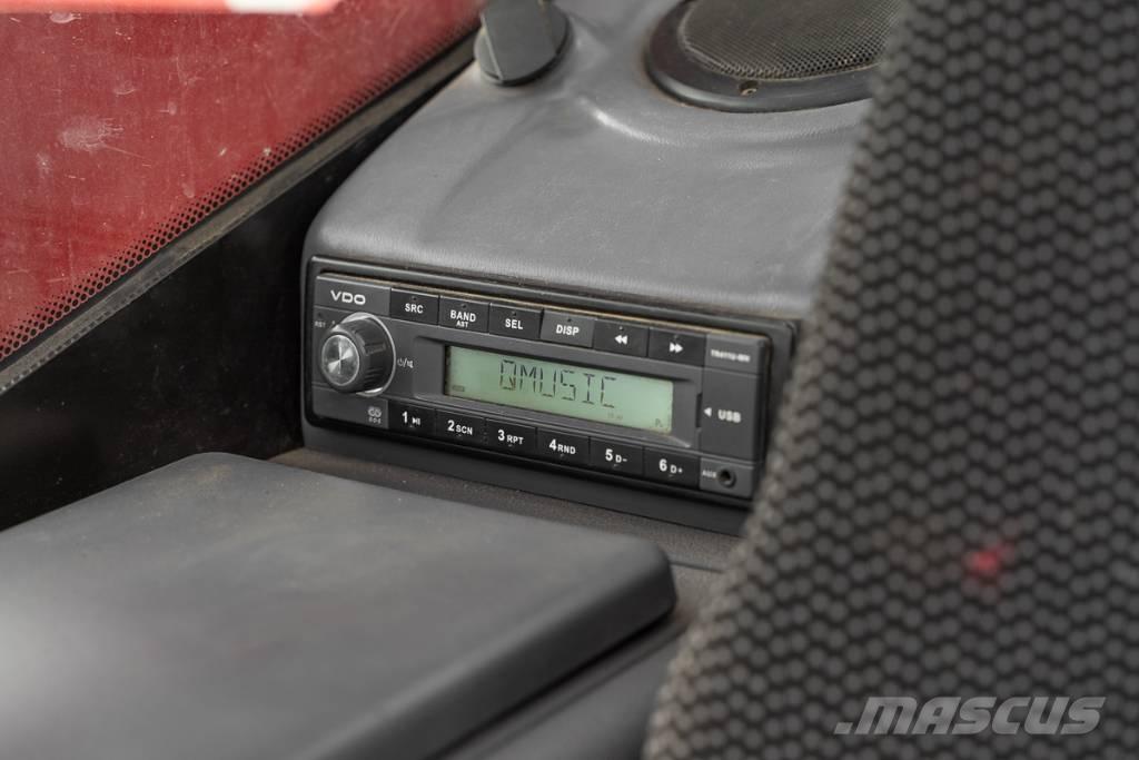 Manitou MT 625 テレスコーピックハンドラー