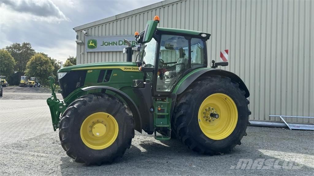 John Deere 6R215 トラクター