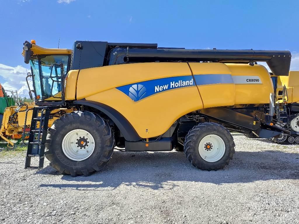 New Holland CX 8090 コンバイン