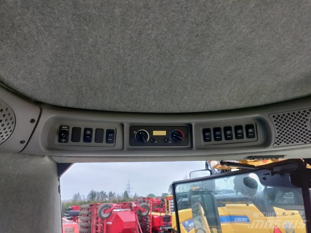 New Holland CX 8090 コンバイン