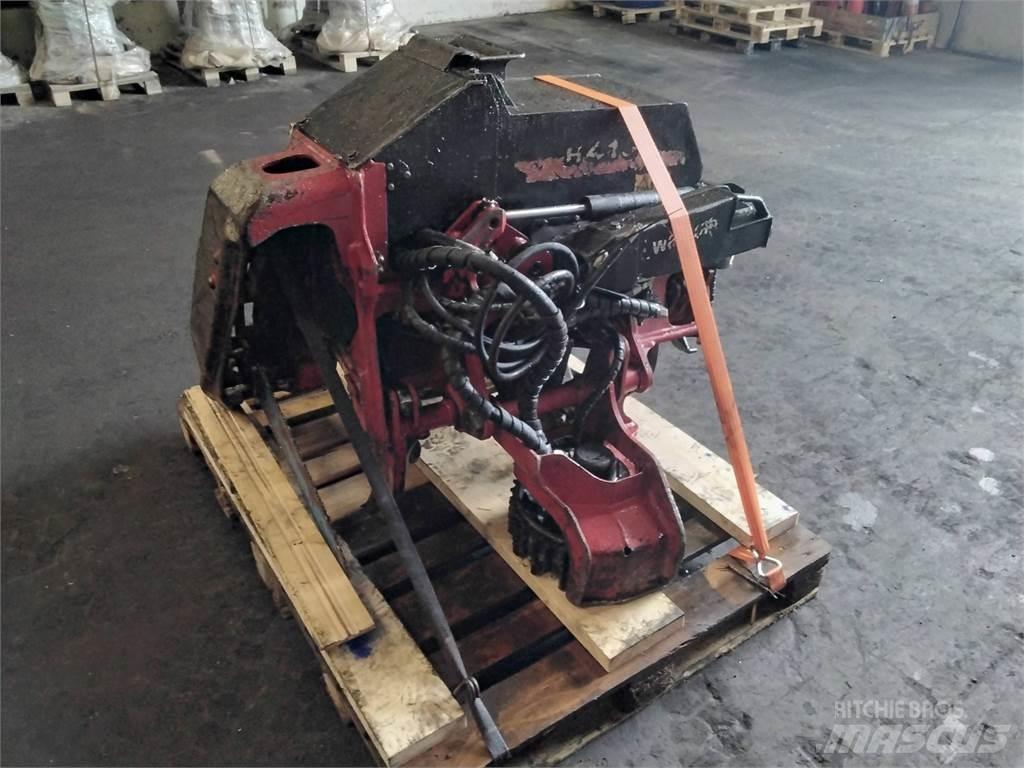Waratah H413 ハーベスタヘッド