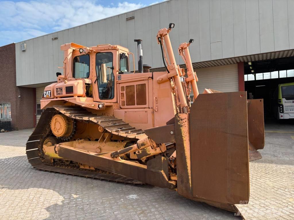 CAT D 7 H ブルドーザー
