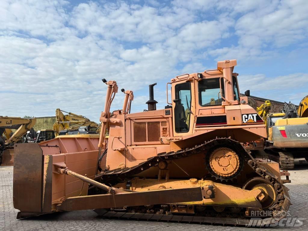CAT D 7 H ブルドーザー