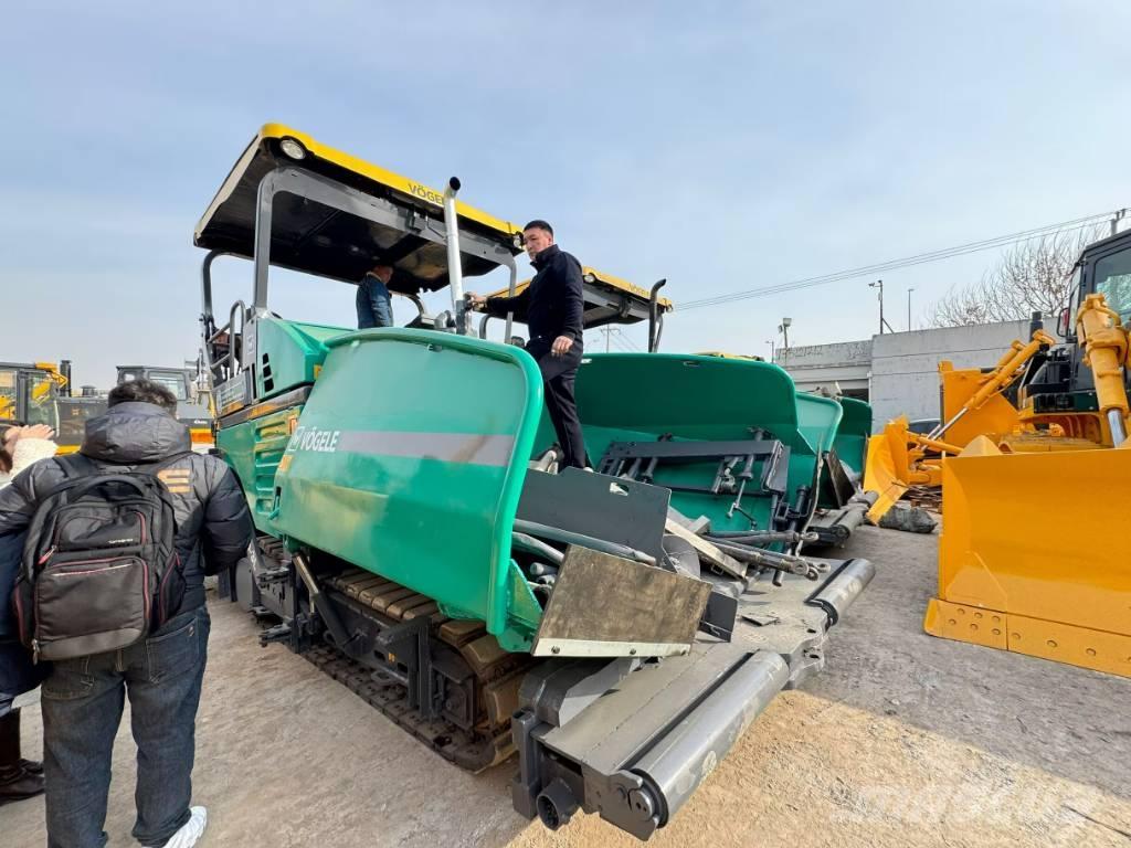 Vögele 1800-3 アスファルトフィニッシャ