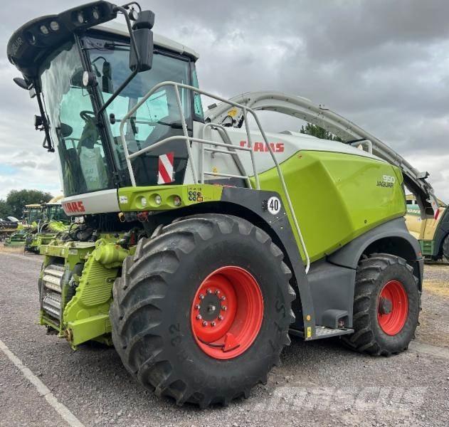 CLAAS JAGUAR 950 自走式フォレージハーベスター