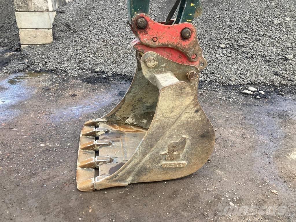 Komatsu PC138US-11 大型油圧ショベル12t以上（パワーショベル・ユンボ）
