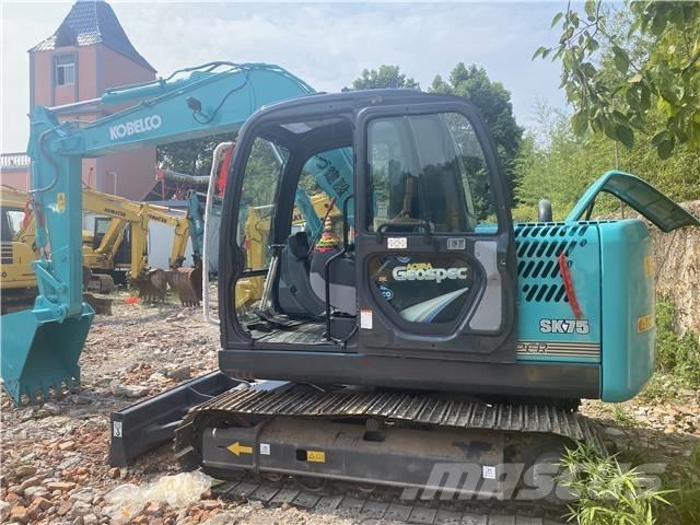 Kobelco SK 75 大型油圧ショベル12t以上（パワーショベル・ユンボ）