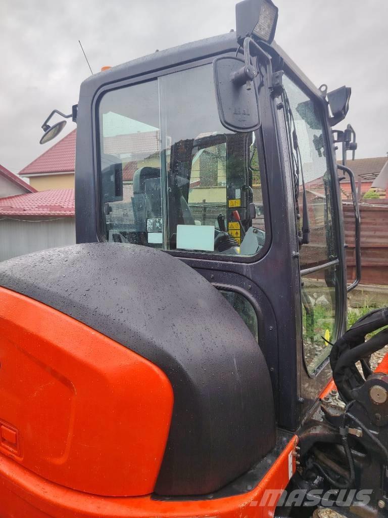 Kubota U 48-4 ミニ油圧ショベル 7t以下（ミニユンボ・ミニディガー）