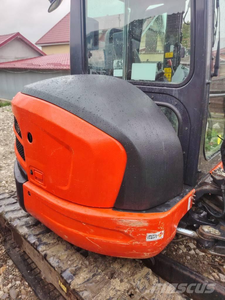 Kubota U 48-4 ミニ油圧ショベル 7t以下（ミニユンボ・ミニディガー）