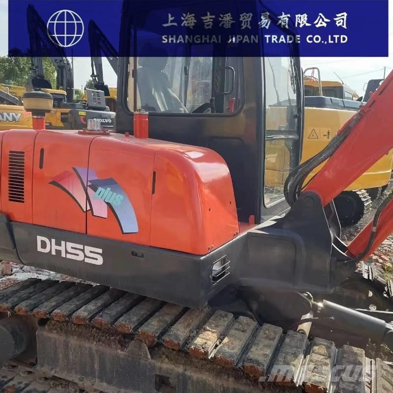 Doosan DH 55 ミニ油圧ショベル 7t以下（ミニユンボ・ミニディガー）