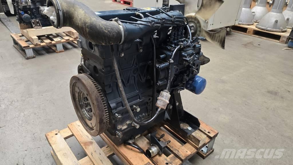 Kubota V 2203 エンジン
