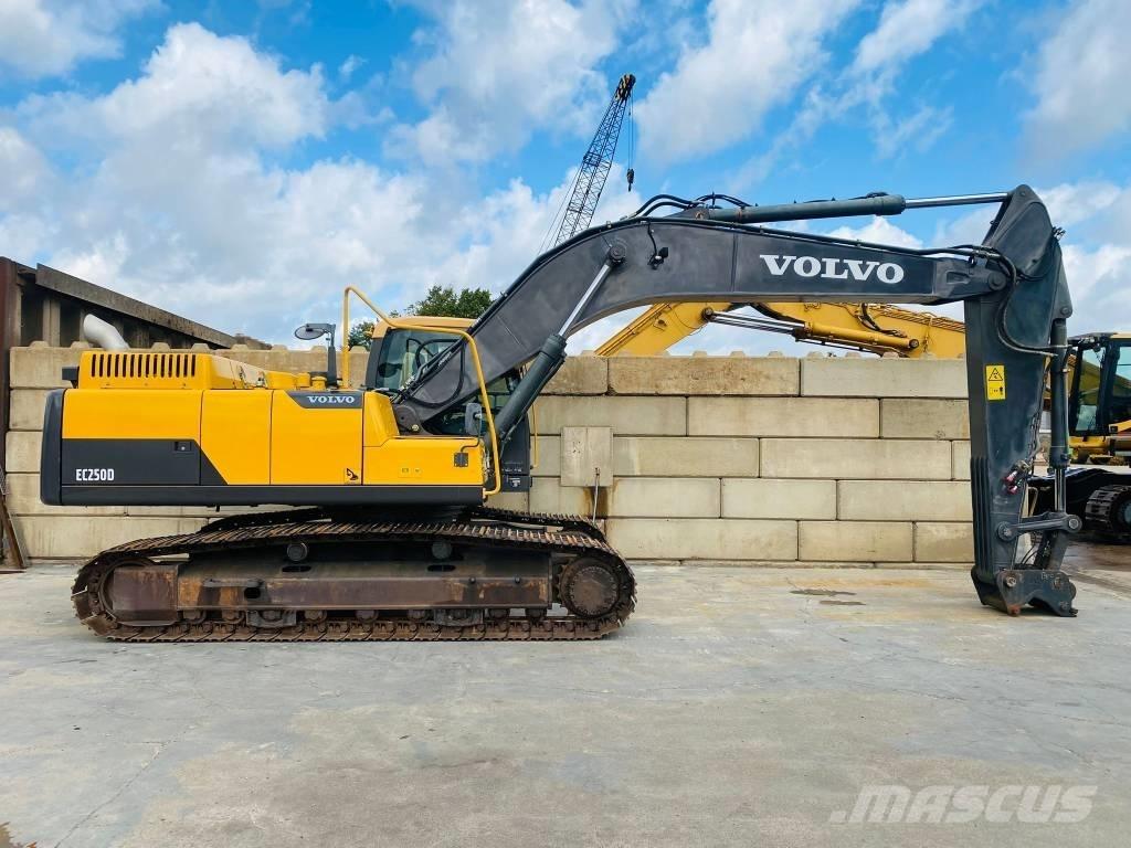 Volvo EC 250 D N L 大型油圧ショベル12t以上（パワーショベル・ユンボ）