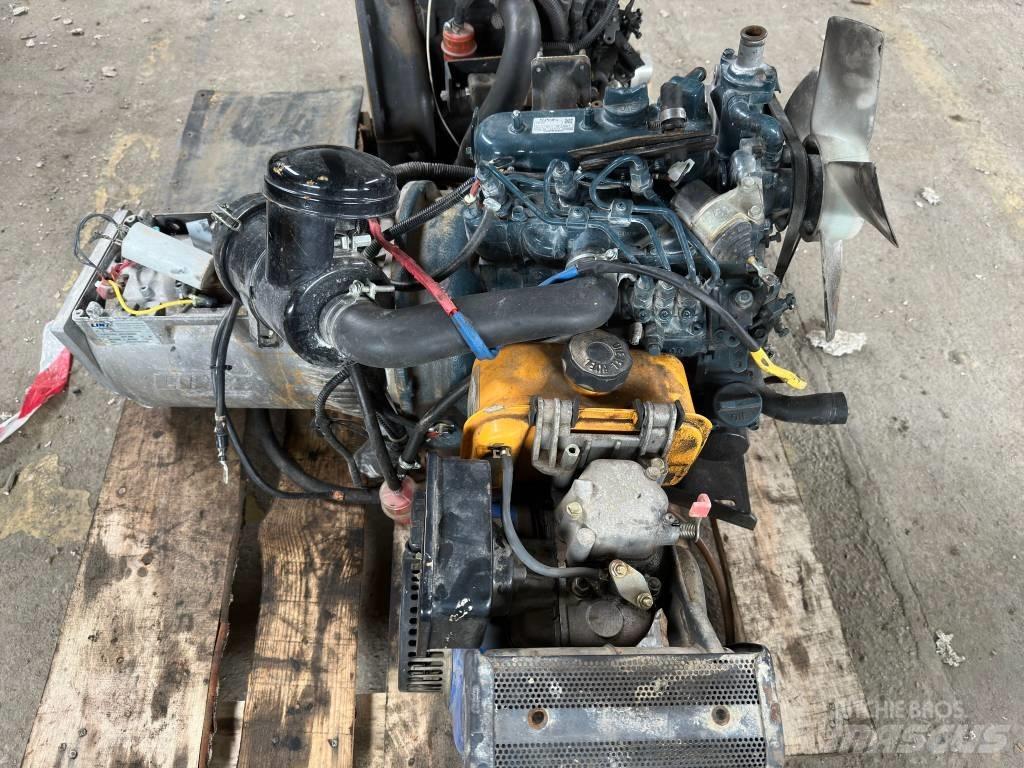 Kubota D 722 ENGINE エンジン