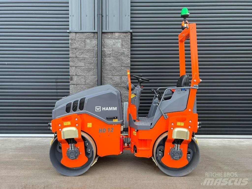 Hamm HD 12 VV タンデムローラ