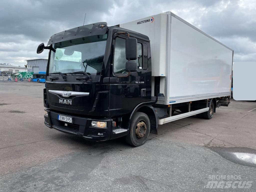 MAN TGL 12.220 BL 冷凍冷蔵車