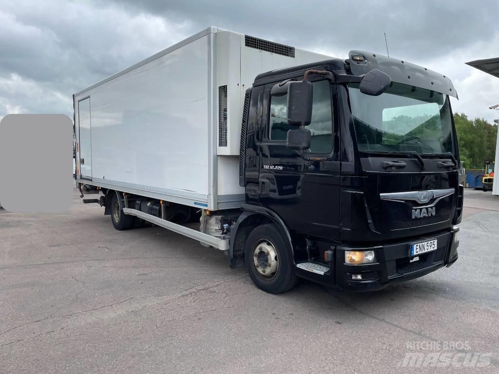 MAN TGL 12.220 BL 冷凍冷蔵車