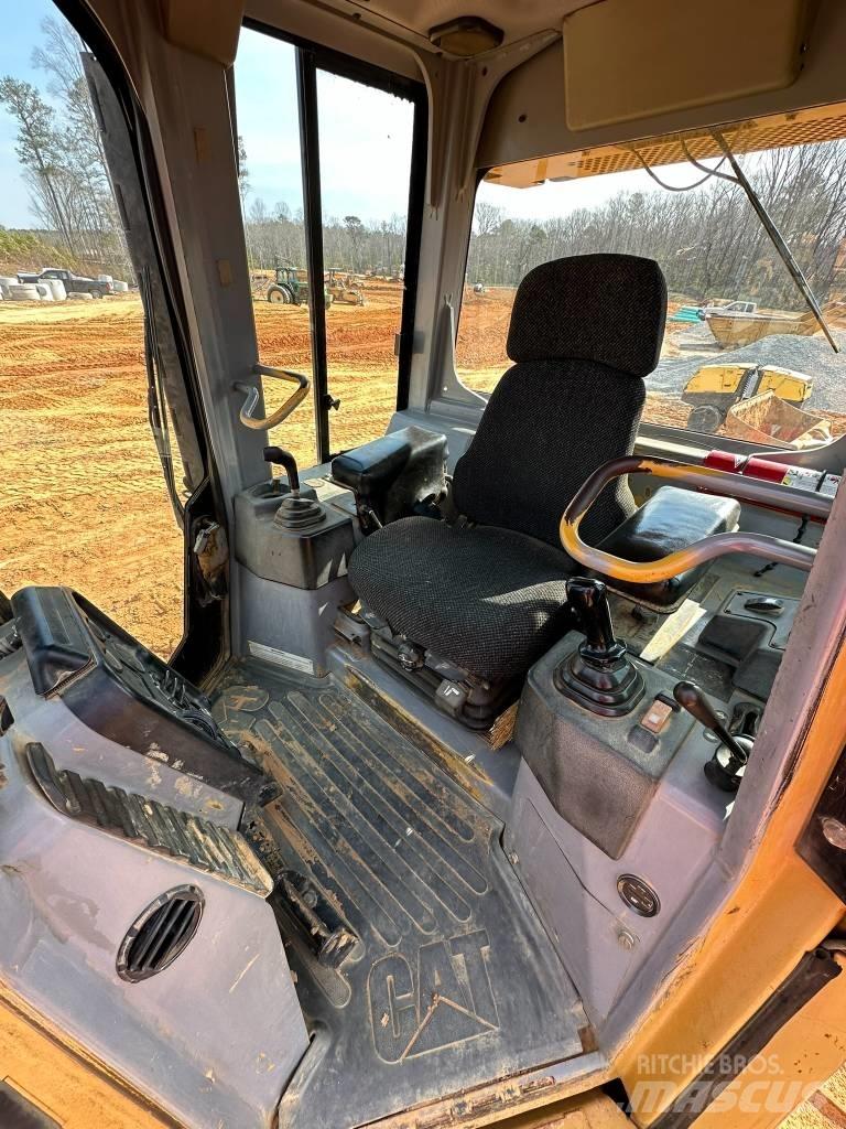 CAT D 5 G LGP ブルドーザー