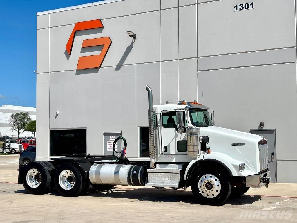 Kenworth T 800 中古トラクターヘッド | トレーラーヘッド