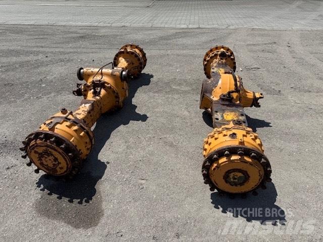CASE 821 E AXLES アクスル